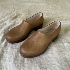 Gardenheir French Recycled Hemp Garden Clogs in Sepia Size 38